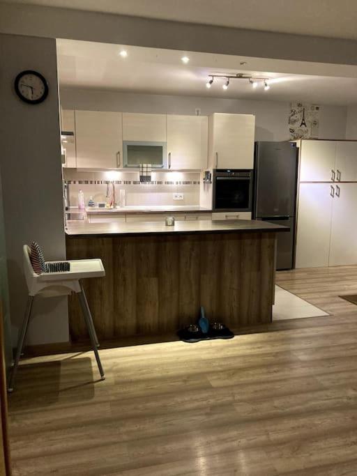 Grosse Wohnkueche, Terrasse, Schlafzimmer Am Steinhuder Meer, Wlan, Parkplatz, Fussbodenheizung, 70Qm Вунсторф Екстериор снимка