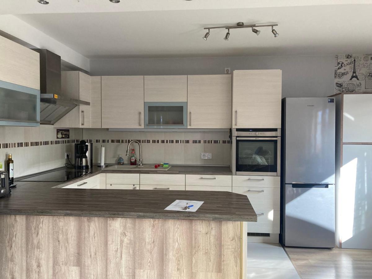 Grosse Wohnkueche, Terrasse, Schlafzimmer Am Steinhuder Meer, Wlan, Parkplatz, Fussbodenheizung, 70Qm Вунсторф Екстериор снимка