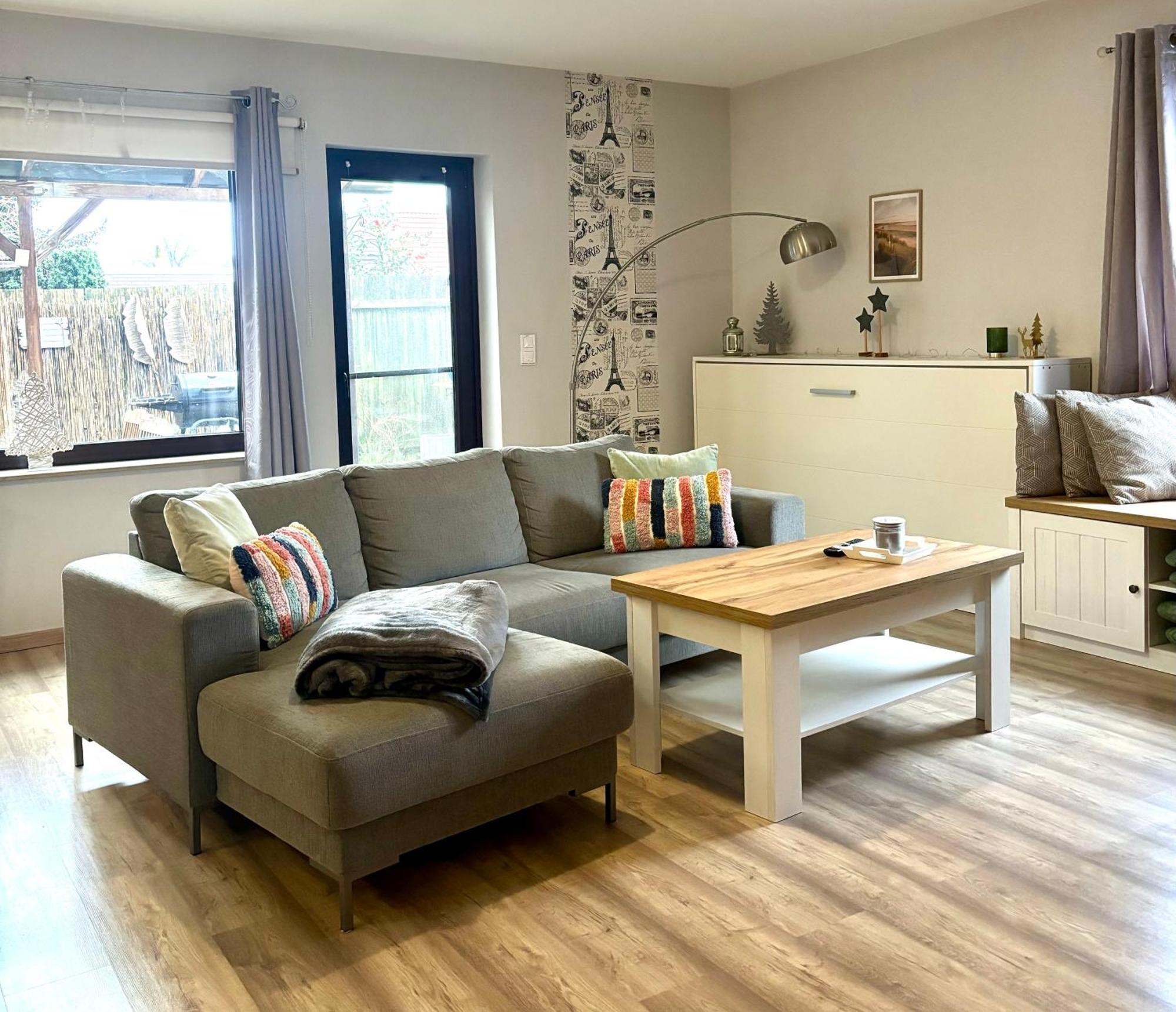 Grosse Wohnkueche, Terrasse, Schlafzimmer Am Steinhuder Meer, Wlan, Parkplatz, Fussbodenheizung, 70Qm Вунсторф Екстериор снимка